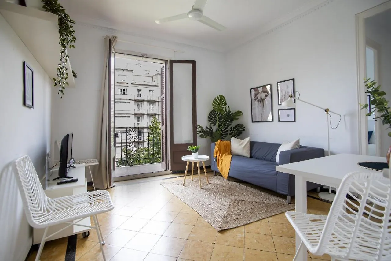 31Par1008 - Mediterranean Style Apartment Barcelona