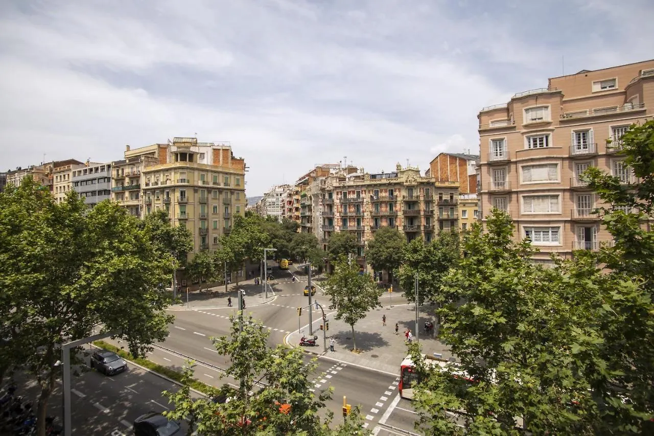 31Par1008 - Mediterranean Style Apartment Barcelona Spain