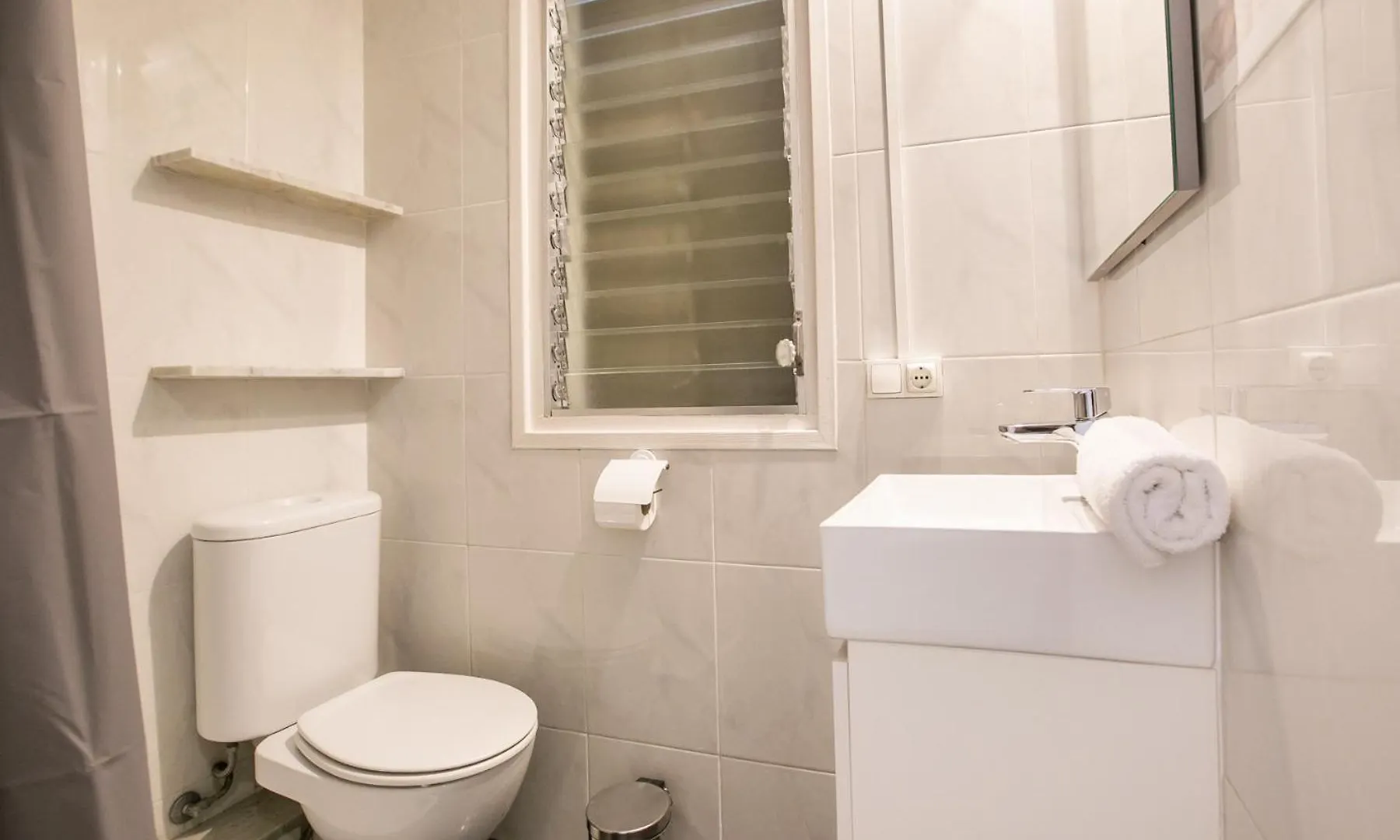 31Par1008 - Mediterranean Style Apartment Barcelona