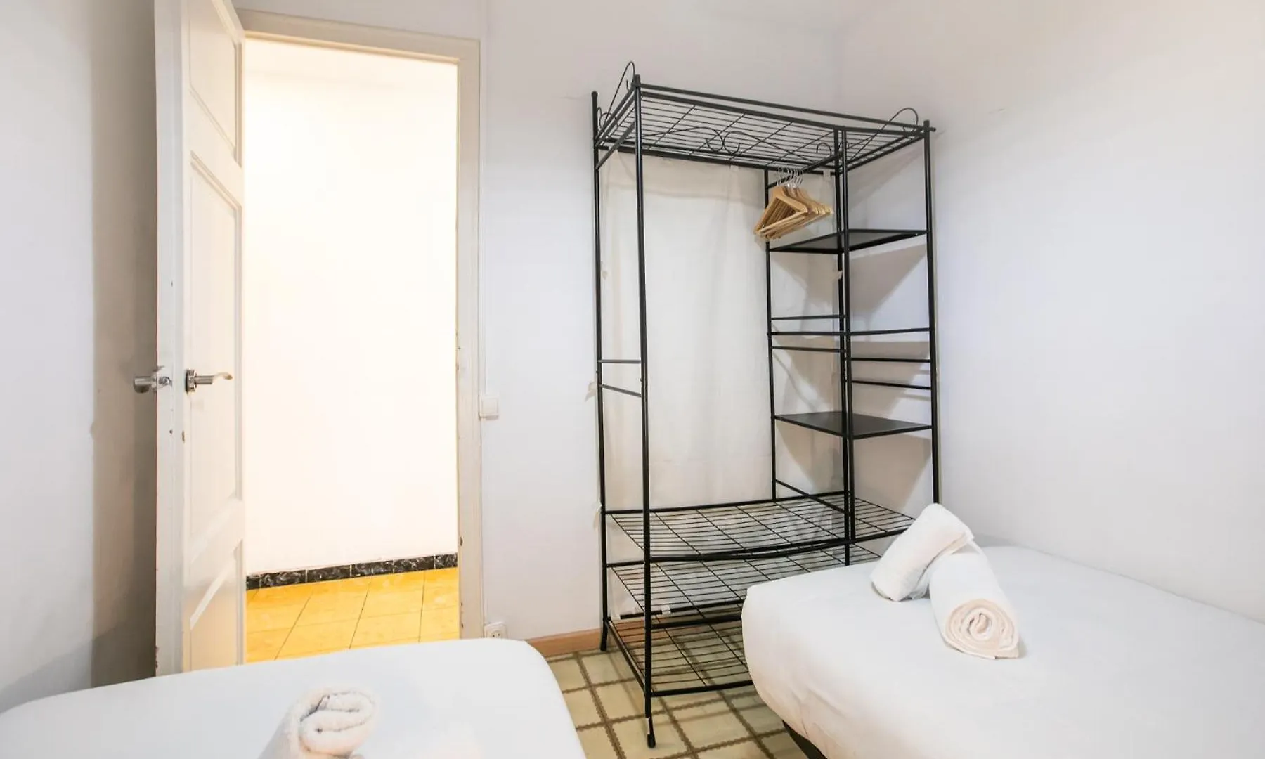 31Par1110 - Mediterranean Style Apartment برشلونة 0*,