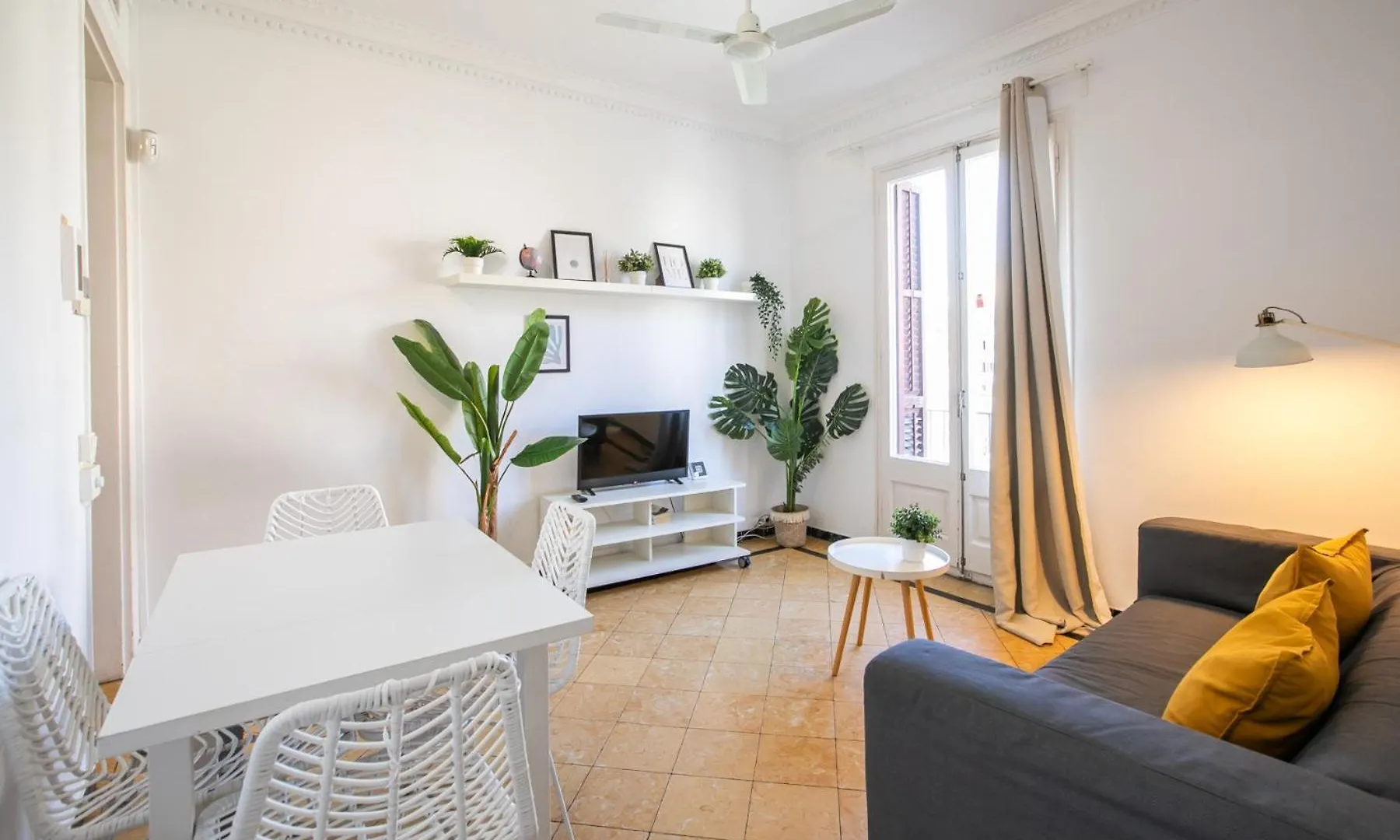 31Par1008 - Mediterranean Style Apartment Barcelona 0*,  Spain
